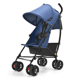 La poussette pour bébé peut être inclinée à un angle réglable, est légère, portable, pliable, entièrement recouverte d'un auvent pour l'ombrage et possède une grande surface. - Product Image 2