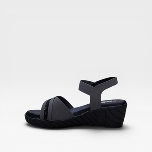 Sandales compensées grises pour femmes, à brides croisées élastiques, confortables, faciles à enfiler, décontractées, antidérapantes, légères, durables, pour l'été - Product Image 4