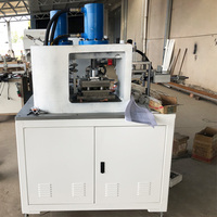 Machine automatique à double station pour la fabrication de connecteurs de câbles et de bornes de fils en cuivre