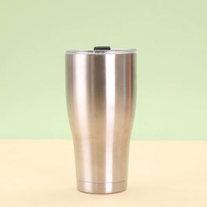 Gobelet isotherme incurvé de 40 oz, double paroi, en acier inoxydable, avec revêtement dégradé et couvercle amovible - Product Image 3