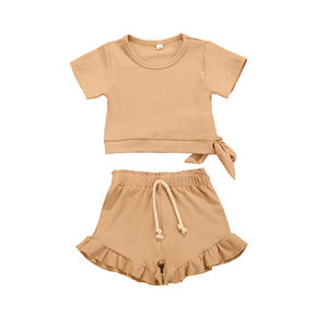 Sommer Kleinkind Kleinkind Mädchen einfarbig gerippte Baumwolle Kurzarm Top Pullover Kordel zug Rüschen Shorts Outfits Baby Home Wear - Product Image 3