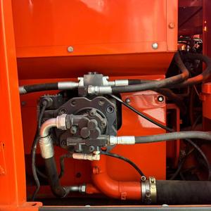 Gebruikt Doosan DX140LC-9C rupskraan, 90% nieuwe motor, pomp, versnellingsbak, tandwiel, 1,2m³ bakcapaciteit, 14 ton gewicht - Product Image 4