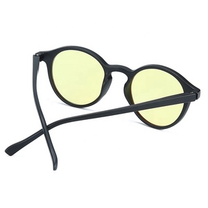 Lunettes <span class=keywords><strong>de</strong></span> <span class=keywords><strong>conduite</strong></span> <span class=keywords><strong>de</strong></span> <span class=keywords><strong>nuit</strong></span> unisexes en gros pas cher Lunettes <span class=keywords><strong>de</strong></span> conducteur <span class=keywords><strong>de</strong></span> voiture Lentille jaune Lunettes <span class=keywords><strong>de</strong></span> vision nocturne Lunettes <span class=keywords><strong>de</strong></span> vision nocturne - Product Image 4