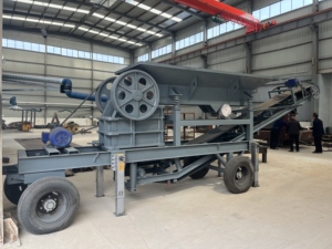 Mobiler Dieselmotor-Steinbrecher PE250x400 Backenbrecher mit max. 20t/h Kapazität Motor & Lager für Bergbau & Bauwesen - Product Image 2