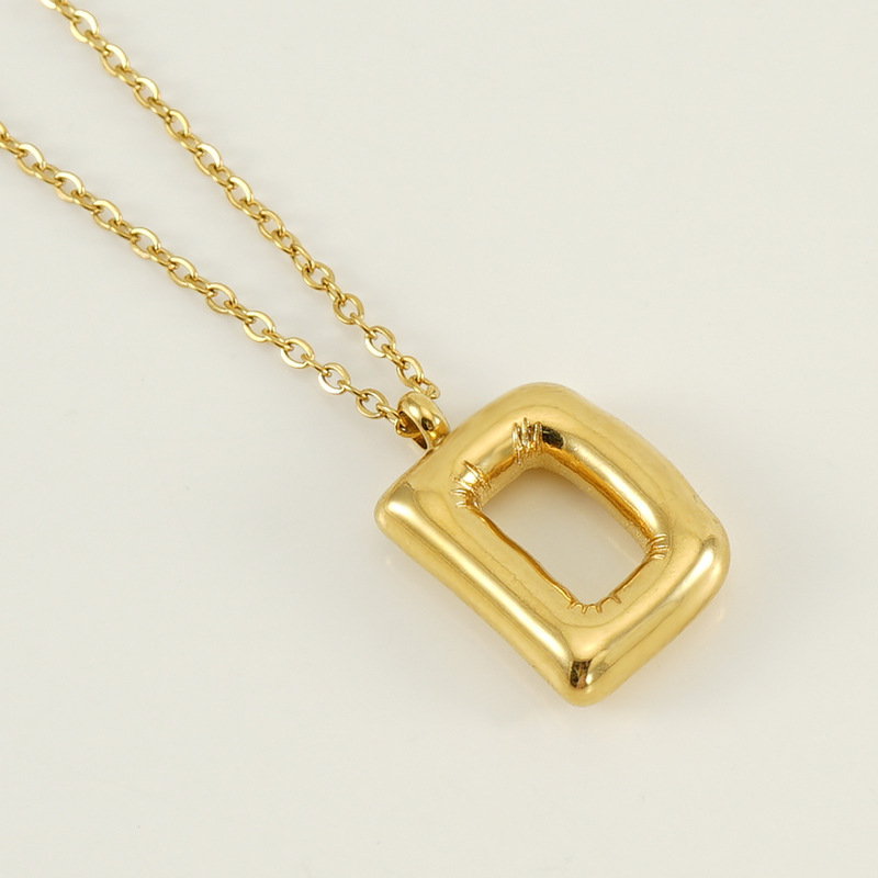 Letter d [gold]]