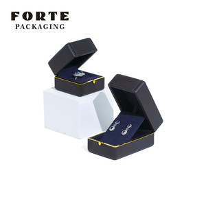FORTE Genuine Leather <b>Black</b> Fashion Ring Jewelry <b>Box</b> Leather Jewellery <b>Box</b> - Product Image 5