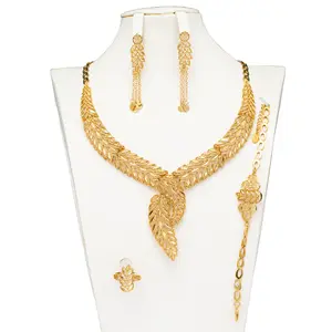 Ensemble de bijoux bon marché accessoires de mariage décoration pour femmes boucles d'oreilles pendantes à la mode bijoux fins