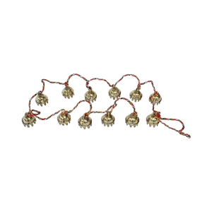 Petites cloches religieuses indiennes en laiton, ensemble de 12 carillons à vent moulés sous pression avec impression UV et corde colorée, décoration artisanale pour la maison - Product Image 1