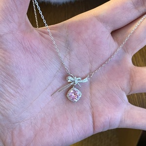 Collier en argent pur S925, motif floral géométrique, style coréen de luxe léger, polyvalent pour hommes et femmes - Product Image 2