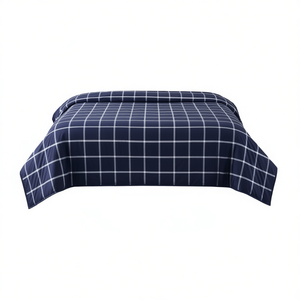 Edredón King Size Vianney Chicago de 2.75 M X 2.35 M, Acolchado, Reversible, de Microfibra - Product Image 1