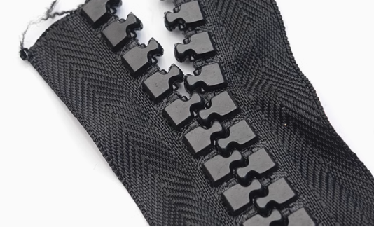 Black-zipper-1m