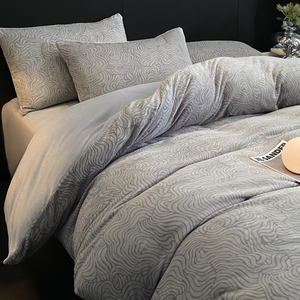 Удобный для кожи молочный бархат, набор из четырех предметов, набор постельных принадлежностей от производителя - Product Image 5