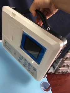Instrumento de electrocardiograma de alta calidad, 3 canales, 12 derivaciones, precio de máquina de ECG para humanos, 2017 - Product Image 2
