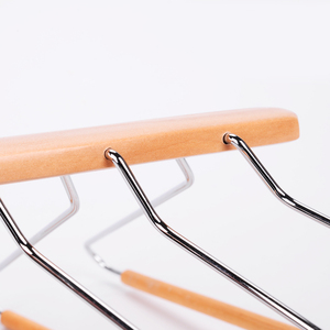 Porte-vêtements pliable en bois de lotus à quatre niveaux pour économiser de l'espace, idéal pour les vêtements et la salle de séjour - Product Image 4