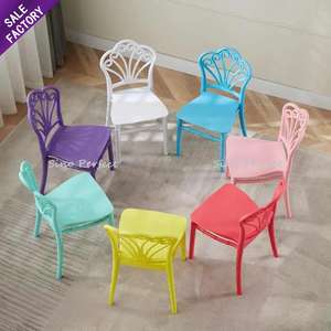 Service ODM, chaises en plastique résine empilables pour les événements de mariage, de banquet et de fête, pour les enfants - Product Image 1