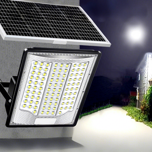 Reflector LED <span class=keywords><strong>Solar</strong></span> para Exteriores de Alta Calidad de 2000 W <span class=keywords><strong>con</strong></span> Control Remoto, Pantalla de Batería, IP67, <span class=keywords><strong>Focos</strong></span> Divididos Alimentados por Energía <span class=keywords><strong>Solar</strong></span> - Product Image 1