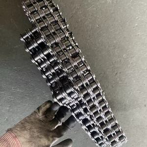Catena <span class=keywords><strong>a</strong></span> rulli in acciaio legato <span class=keywords><strong>a</strong></span> doppia fila con denti <span class=keywords><strong>a</strong></span> punta 4 punti 08B industriale per uso ristorazione - Product Image 2