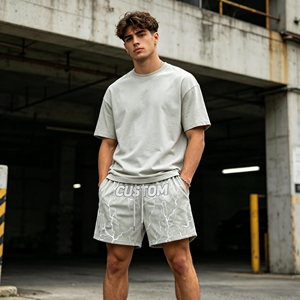 Shorts de basketball respirants à séchage rapide en maille polyester avec imprimé éclair, taille élastique, taille mi-haute, logo avant, pour homme, style streetwear - Product Image 4