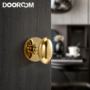Poignée de porte robuste en laiton massif, revêtement PVD antirouille, idéale pour les portes intérieures de salle de bain, chambre et bureau, prix de gros - Product Image 3