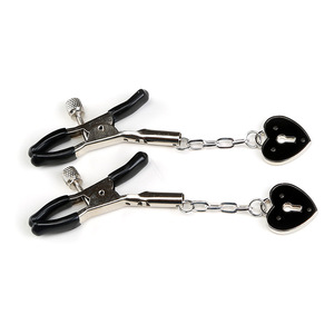 Clip de Sein en Métal en Forme de Cœur SM pour Couples - Produit Adulte 100% Étanche avec Menottes Incluses - Product Image 3