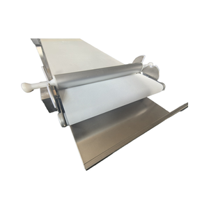 Machine à laminer <span class=keywords><strong>la</strong></span> pâte à pâtisserie courte à <span class=keywords><strong>prix</strong></span> spécial nouvelle condition pour <span class=keywords><strong>la</strong></span> ligne <span class=keywords><strong>de</strong></span> production <span class=keywords><strong>de</strong></span> croissants et <span class=keywords><strong>la</strong></span> fabrication <span class=keywords><strong>de</strong></span> collations dans les boulangeries - Product Image 6