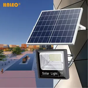 Harga Grosir Pabrik IP65 100W 200W 300W 400W 500W Surya Led Banjir Cahaya Luar Ruangan dengan Pir Sensor Gerak Reflektor Surya