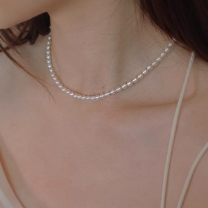 Collar de Perlas Naturales de Agua Dulce Chapado en Oro de 18K, Plata S925 Reforzada, Elegante y Moderno, Estilo Hada - Product Image 3