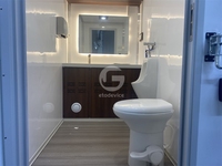 Toilettes mobiles de conception moderne de 19 pieds, remorque de toilettes portables pour le camping
