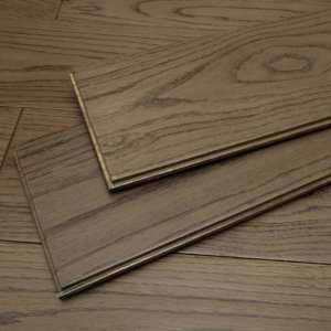 Suelo asado claro <span class=keywords><strong>de</strong></span> roble rojo americano, <span class=keywords><strong>tonos</strong></span> castaños cálidos, moderno, fácil Bloqueo <span class=keywords><strong>de</strong></span> clic para un dormitorio acogedor, sala <span class=keywords><strong>de</strong></span> estar, Villa, Baño - Product Image 1