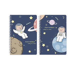 Carnet de notes agenda hebdomadaire à spirale avec couverture rigide, impression personnalisée 2022 2023 - Product Image 1