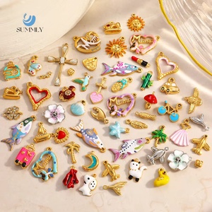 SUMMLY Vente en gros de pendentifs en forme de cœur coloré, de poisson et de <span class=keywords><strong>chat</strong></span> pour la fête des mères, plaqués <span class=keywords><strong>or</strong></span> 18 carats, en acier inoxydable, bijoux tendance - Product Image 1