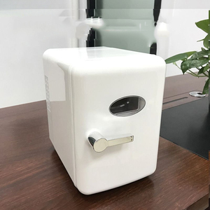 Mini <span class=keywords><strong>nevera</strong></span> 4L puede cuidado de la piel <span class=keywords><strong>nevera</strong></span> portátil pequeño refrigerador para el cuidado de la piel bebidas alimentos cosméticos hogar Oficina - Product Image 2