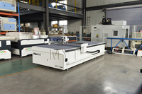 Machine de découpe de conduits pré-isolés PIR ALU, Machine de découpe de panneaux PIR Kingspan PalDuct, Machine de découpe de conduits pré-isolés PIR