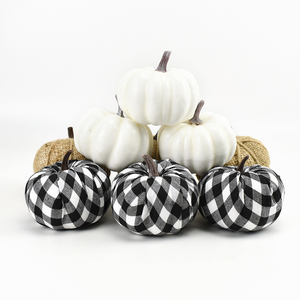 Citrouilles artificielles en mousse pour les décorations d'automne, de Thanksgiving, d'Halloween et de Noël - Respectueuses de l'environnement - Product Image 3