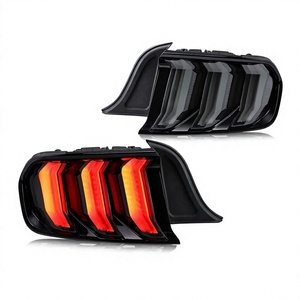 Nuove Luci Posteriori a LED per Passeggeri Anchi Mustang 2015-2023 con Indicatori di Direzione Sequenziali Ambra/Rossi (5 Modalità) e Lente Fumé Oscurata 12V DC - Product Image 1