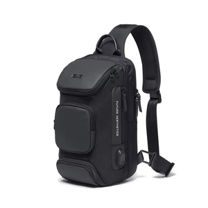 Borsa a Tracolla Impermeabile Personalizzata con Porta di Ricarica USB - Product Image 1