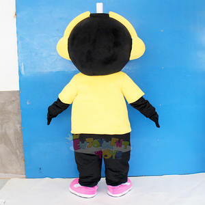 Disfraz de Mascota de Peluche Único en Negro y Amarillo, Traje de Caminar con Sonrisa Malvada y Logotipo Personalizado para Discotecas, Deportes Electrónicos y Activación de Marca - Product Image 3