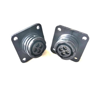 Miller-Panel eléctrico de 4 pines 048282, Kit de servicio con 4 pines Amp, conectores de plástico hembra montados en Panel - Product Image 1