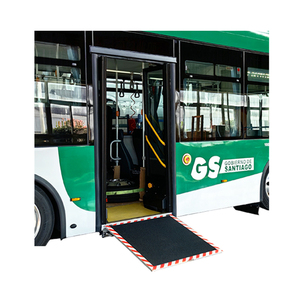 Pentes de rampe de fauteuil roulant en aluminium électrique de MiniBus de <span class=keywords><strong>bus</strong></span> de ville de plancher bas pour la capacité de chargement 350kg moteur de 12V/24V certifié CE - Product Image 1