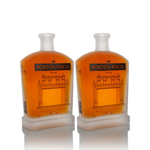 Bouteille <span class=keywords><strong>en</strong></span> verre de vodka de 750ml avec bouchon <span class=keywords><strong>en</strong></span> aluminium ROPP Surface givrée bon marché pour pots à eau à poignée de décalcomanie - Product Image 3