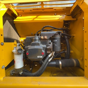 รถขุดตีนตะขาบ Komatsu PC200 มือสองคุณภาพสูง สภาพ 90% พร้อมขาย - Product Image 6