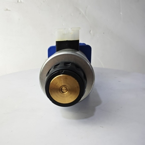 Vanne directionnelle à distributeur Rexroth 4WE R901278744 4WE10J5X/EG24N9K4/M - Product Image 3