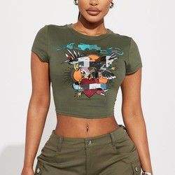 สีเขียวเข้ม