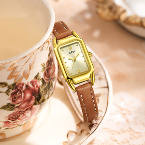 Montre élégante pour femmes, niche haut de gamme, bracelet en cuir, montre à quartz pour étudiants - Product Image 2