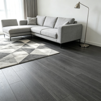 Plancher en composite pierre-plastique (SPC) imperméable, revêtement de sol SPC à clipser avec sous-couche IXPE pour projets hôteliers et bureaux
