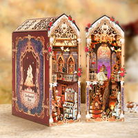 Tonecheer Vente en gros Kit de puzzle 3D en bois rotatif LED Rose Enchantée pour les librairies, les joueteries et les distributeurs