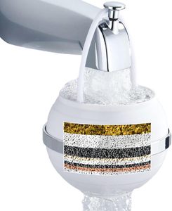 2500 gallons <span class=keywords><strong>de</strong></span> filtration élimine des centaines <span class=keywords><strong>de</strong></span> contaminants pour un filtre à boule <span class=keywords><strong>de</strong></span> <span class=keywords><strong>bain</strong></span> plus doux-Filtre à eau pour baignoire en 8 étapes - Product Image 1