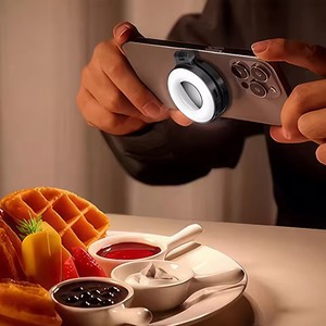 Luce Magnetica per Selfie con Anello Magnetico, Luce per Streaming Live, Mini Specchio Illuminato per Trucco, per Vlog e Streaming Live - Product Image 5