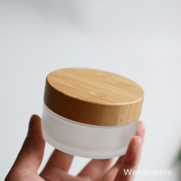 Conteneur de crème givrée en gros de 15g, 30g, 50g, 100g, 150g, 200g avec couvercle en bambou naturel, pot hermétique et étanche pour l'emballage des soins de la peau
