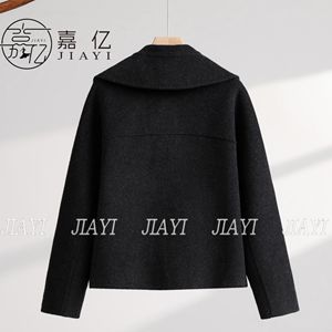 Manteau court en laine double face personnalisé pour femmes avec décoration à grand col tournant et fermeture éclair <span class=keywords><strong>Veste</strong></span> d'hiver teinte unie à double boutonnage - Product Image 2